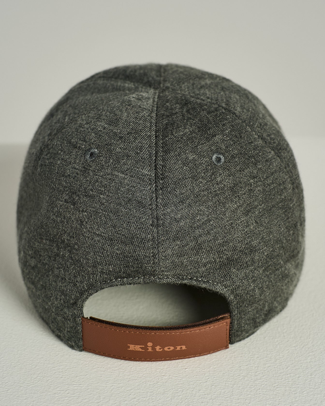 Kiton Baseball Cap Grau Kaschmir Leder TU