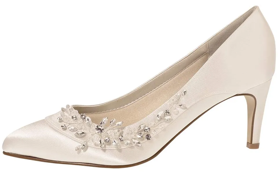 Rainbow Club Embellished Bernice Ivory Satin Kristall Pumps