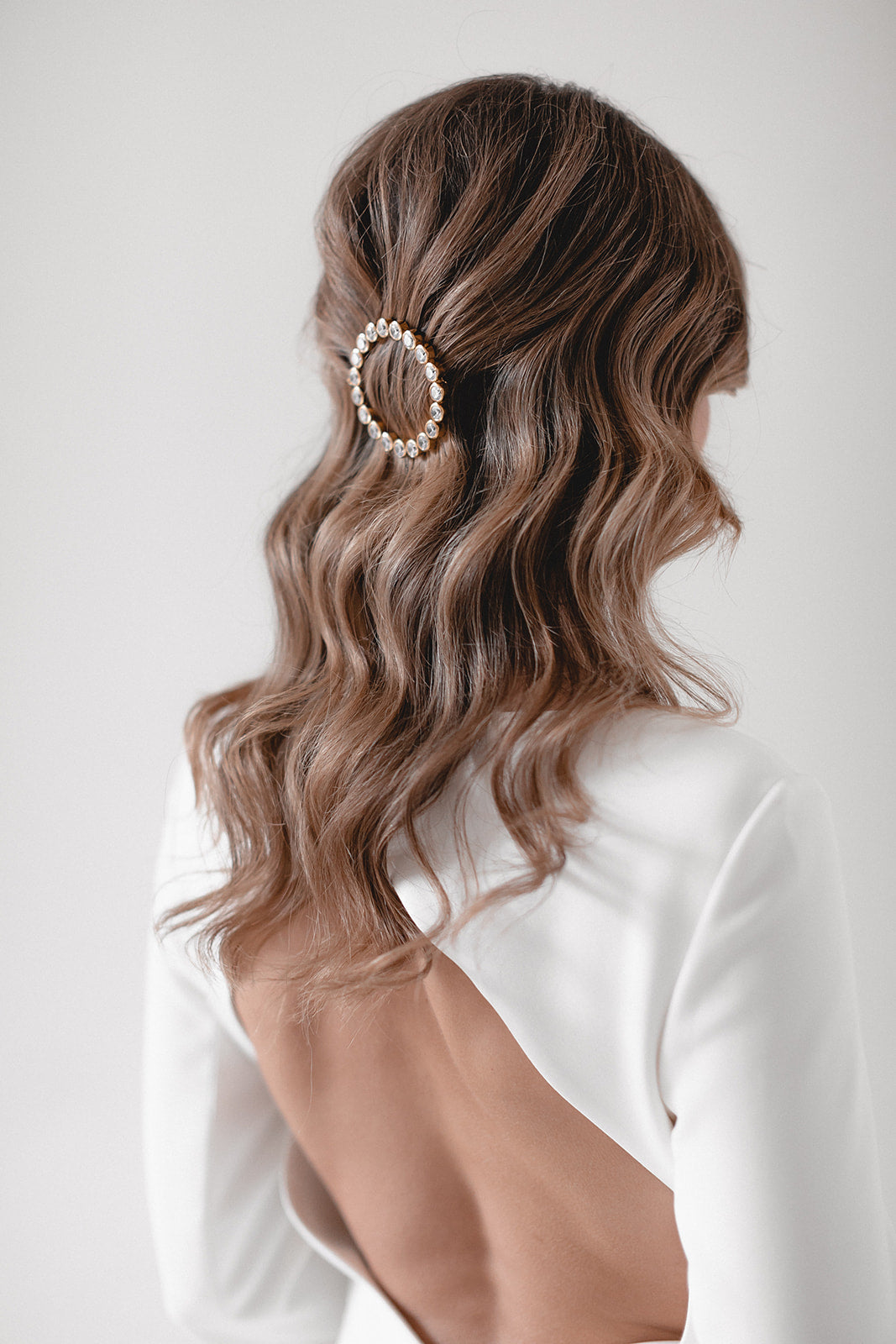 Juvelan Infinity Haarclip mit Kristallen Silber 6,5 cm