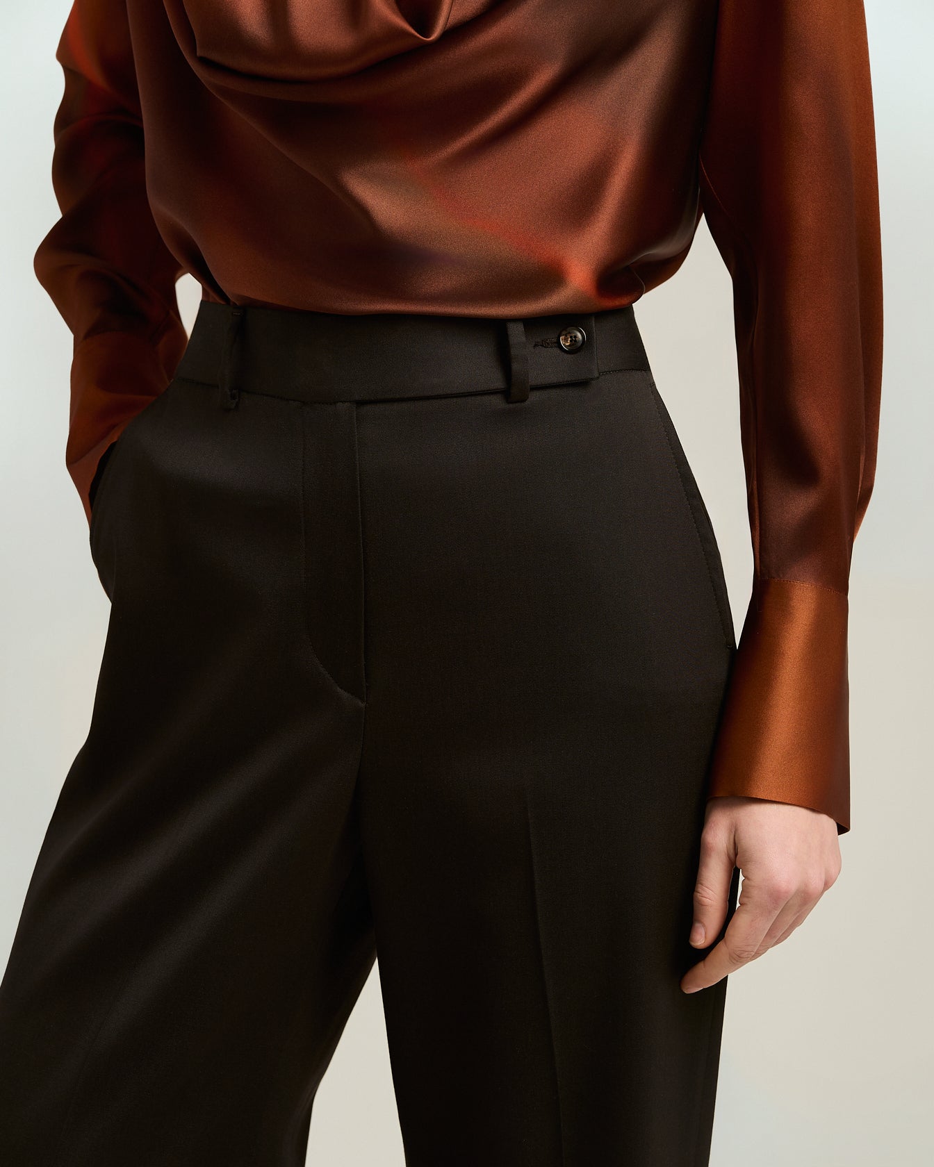 Kiton Palazzo Hose Dunkelbraun Größe 40