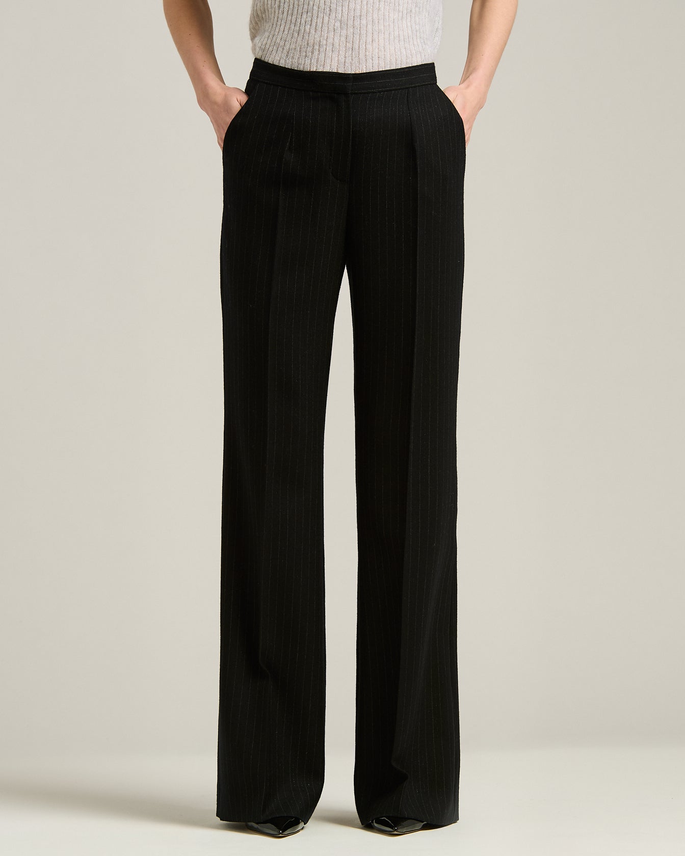 Kiton Trousers Woll Hose schwarz Nadelstreifen 40