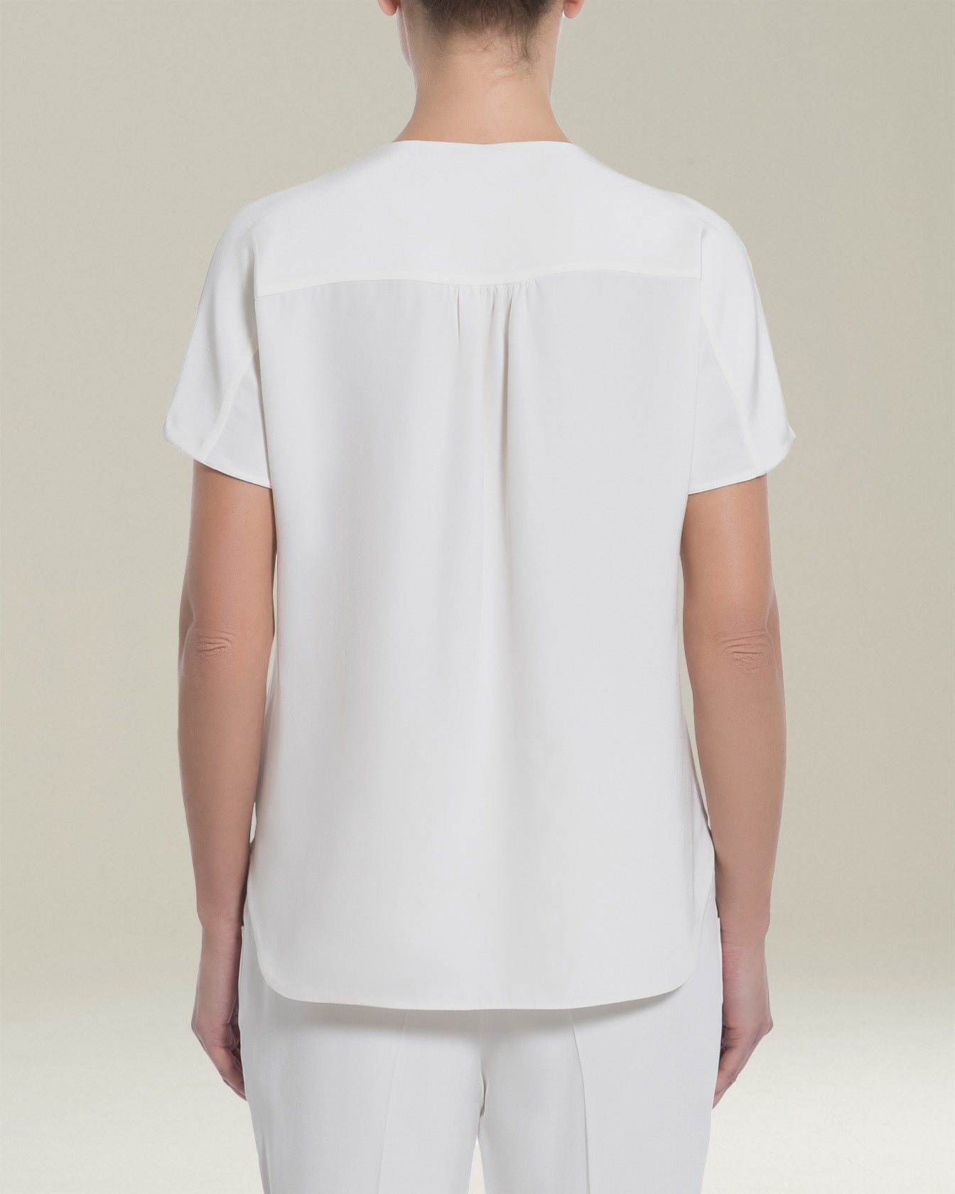 Kiton Essentials Seiden T-Shirt Weiß V-Ausschnitt 42