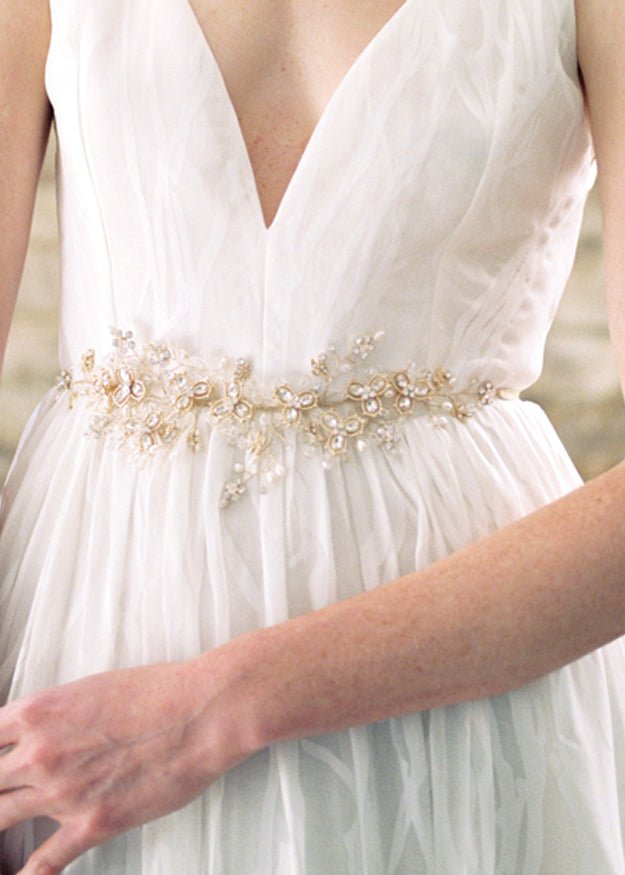 Elizabeth Bower Wisteria Gold Band Haarband Perle Kristall