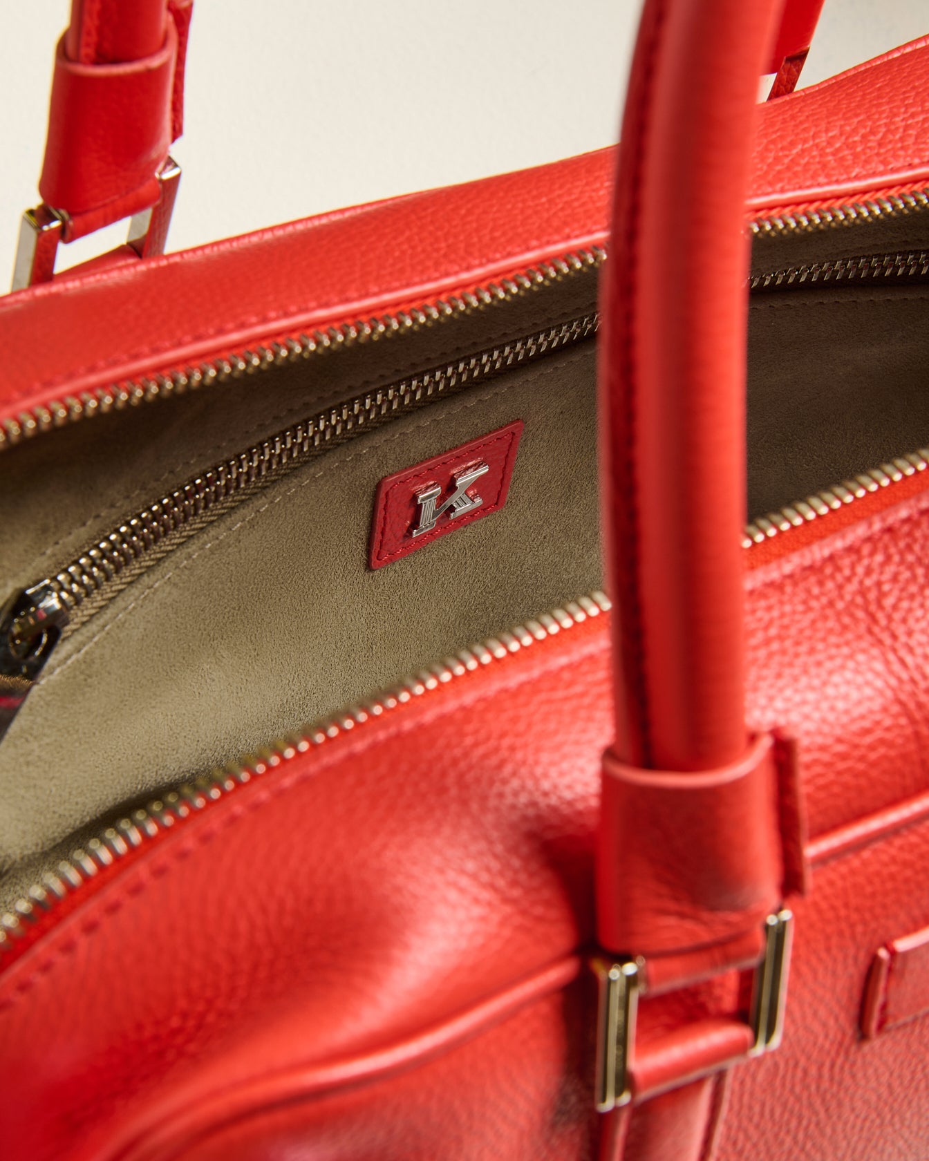 Kiton Kiss Me Bag Handtasche rot Kalbsleder TU