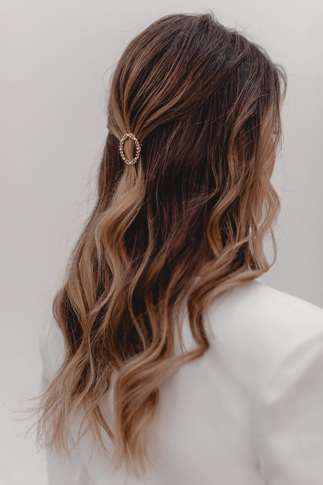 Juvelan Halo Haarclip Perlen Kristalle Silber 3,5cm
