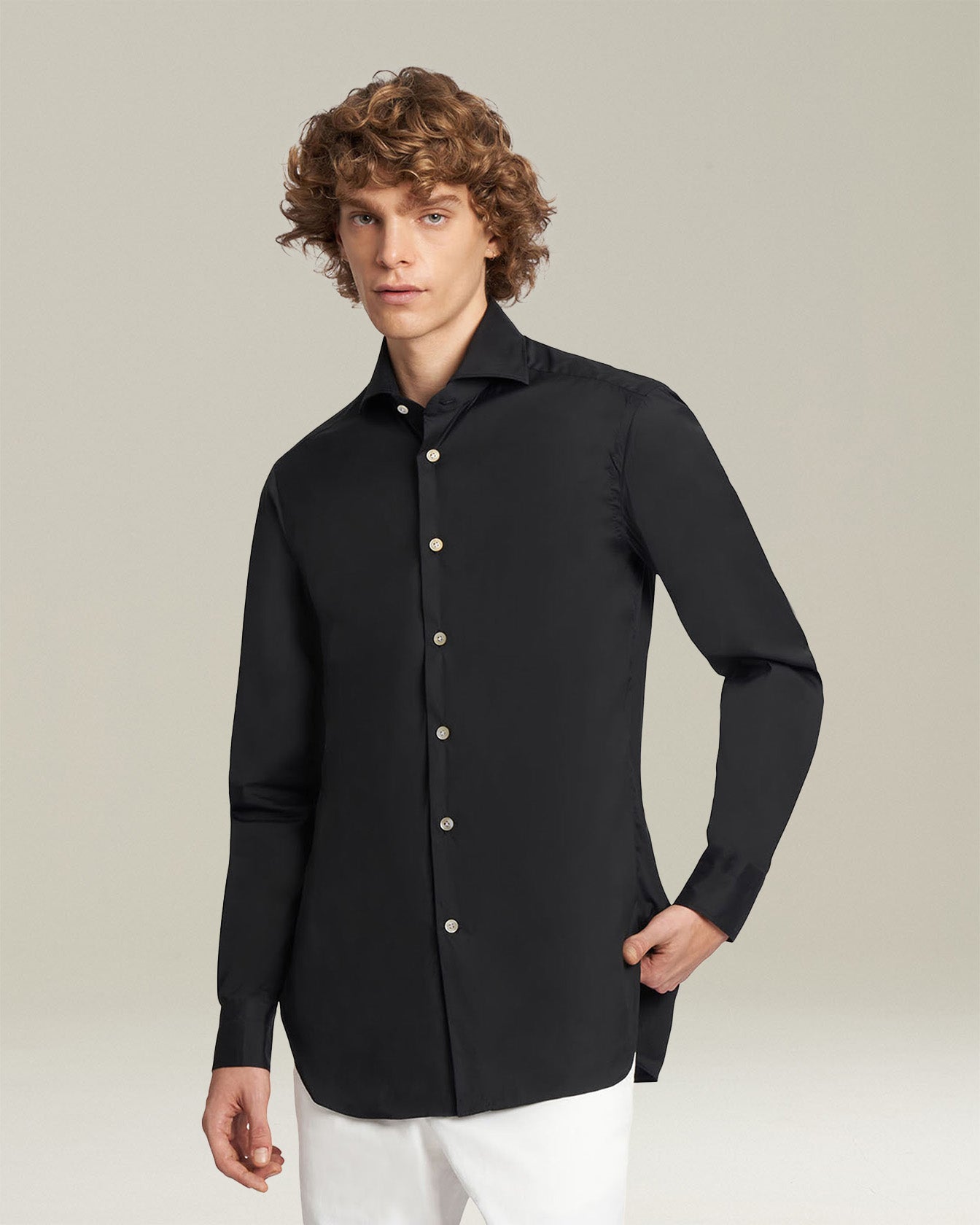 Kiton Hemd Baumwolle schwarz Gr.40 Perlmuttknöpfe