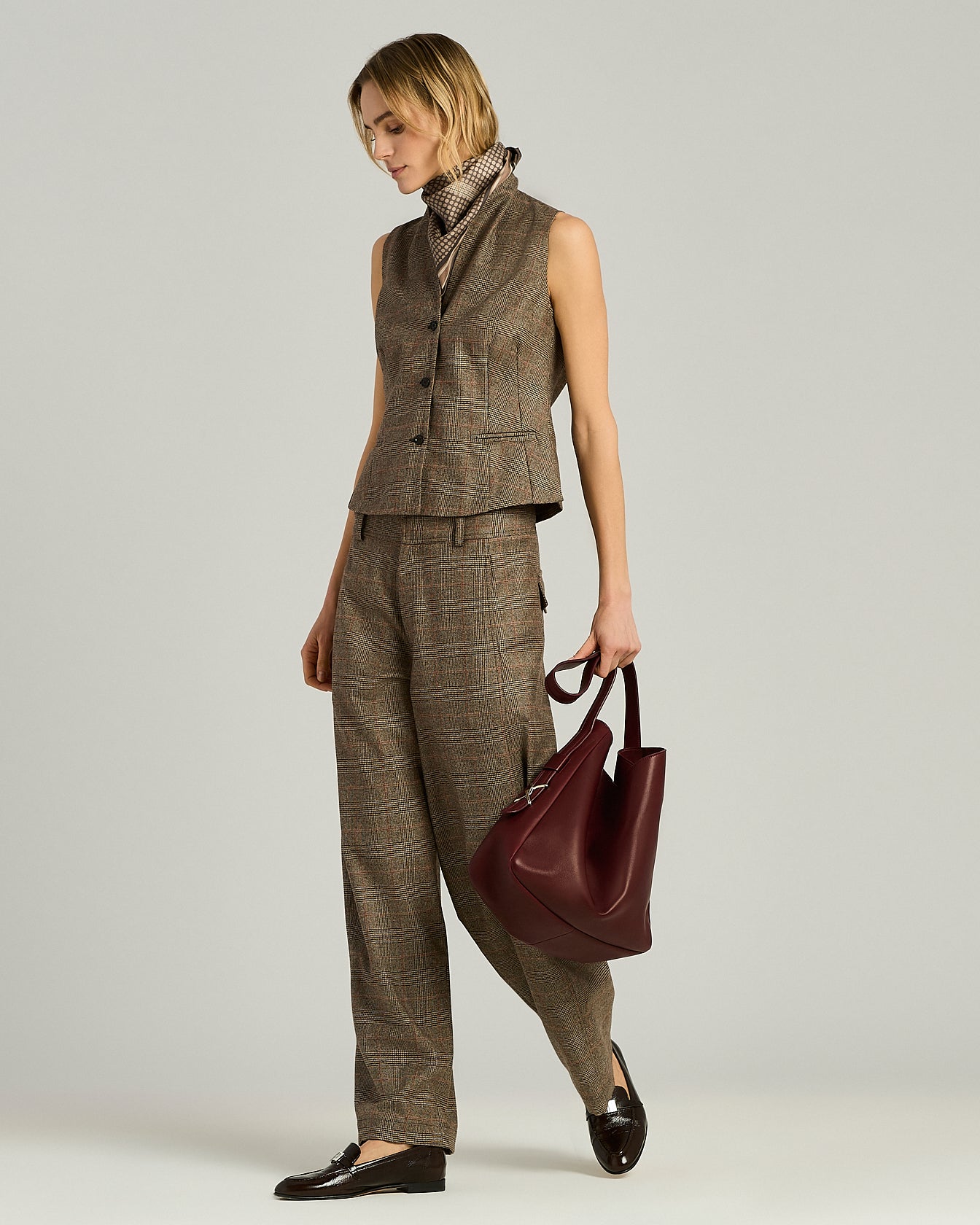 Kiton Gilet Weste Wolle rost Prince of Wales Damen