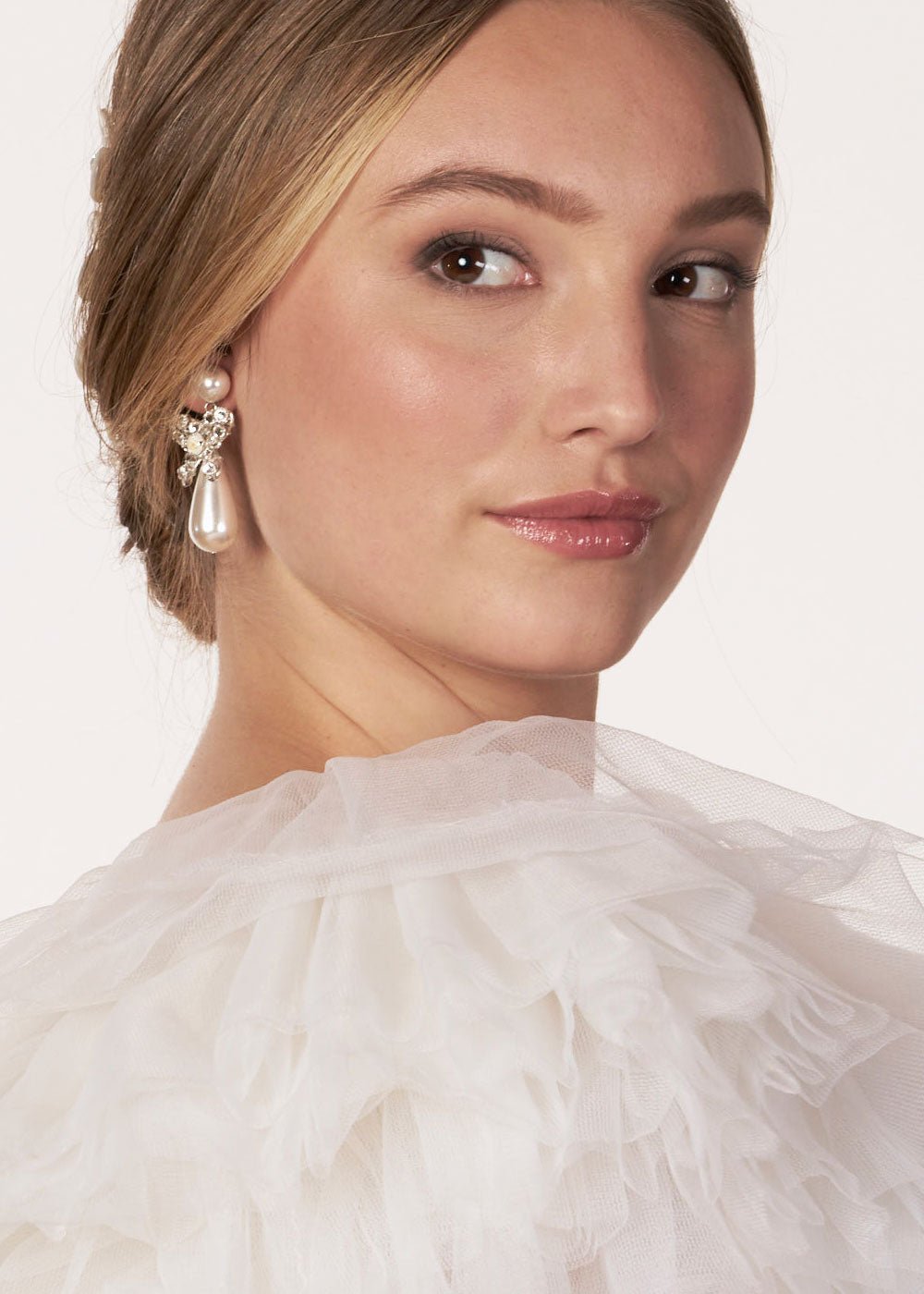 Elizabeth Bower Bowtiful Tropfen Ohrringe Perlen Rhodium