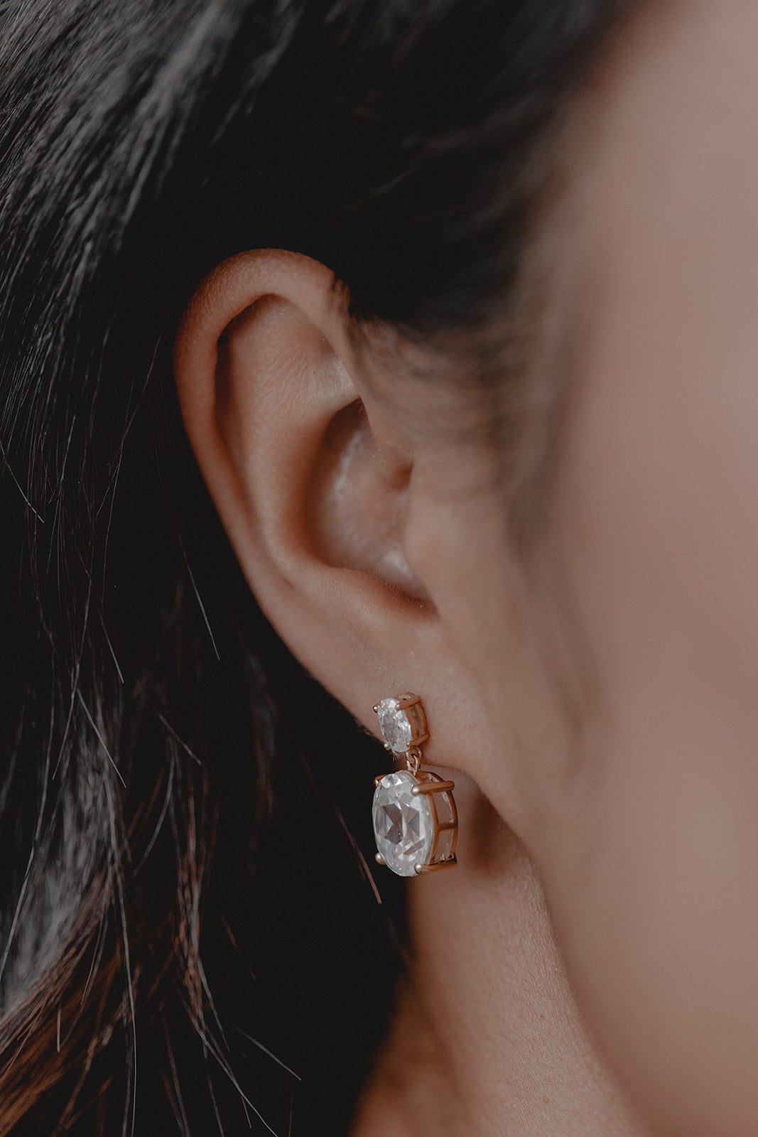 Juvelan Evelyn Kristall Ohrringe Silber Oval Zirkonia