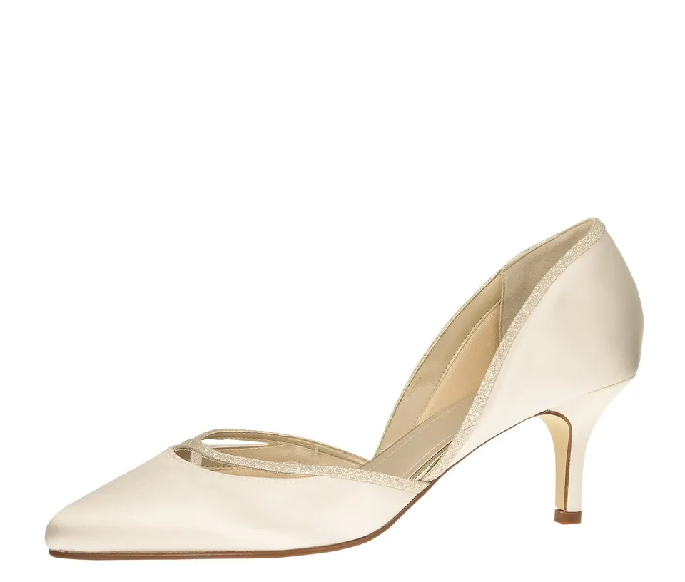 Rainbow Club Essentials Teddie Pumps Ivory Satin 6,5cm Absatz